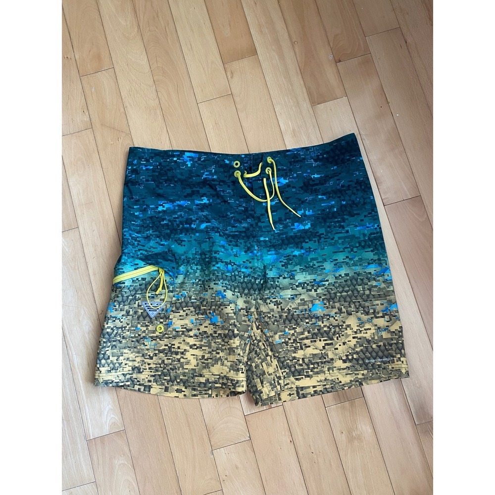 Columbia PFG Board Shorts Mens‎ 40 Blue Tan Camo Scale Fishing Swim Trunks